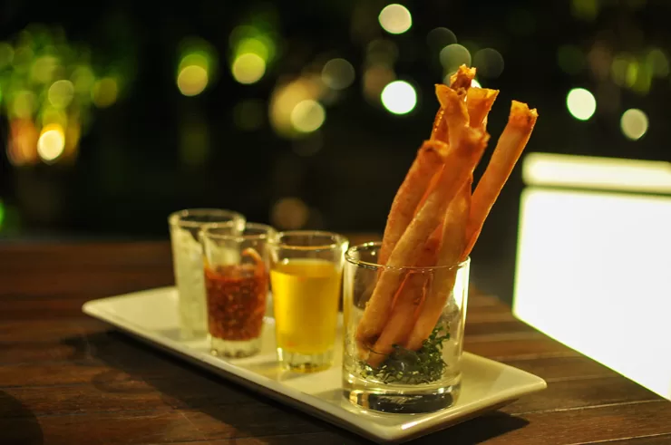 Thai sticks med tre alags dip